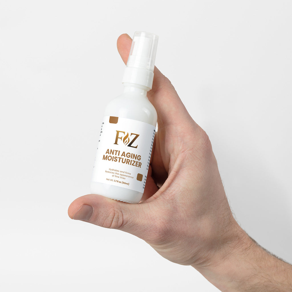 Applying Fapzlee Anti Aging Moisturizer to skin